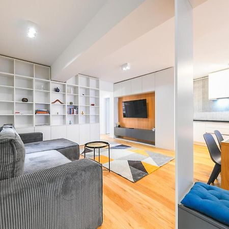 Charming 2 Bedroom Apartment Kaloşvar Dış mekan fotoğraf