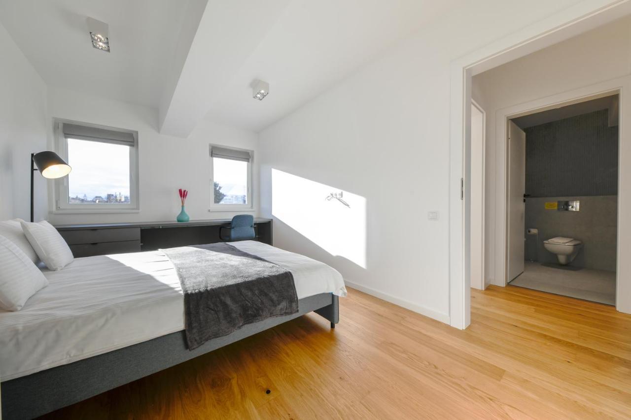 Charming 2 Bedroom Apartment Kaloşvar Dış mekan fotoğraf