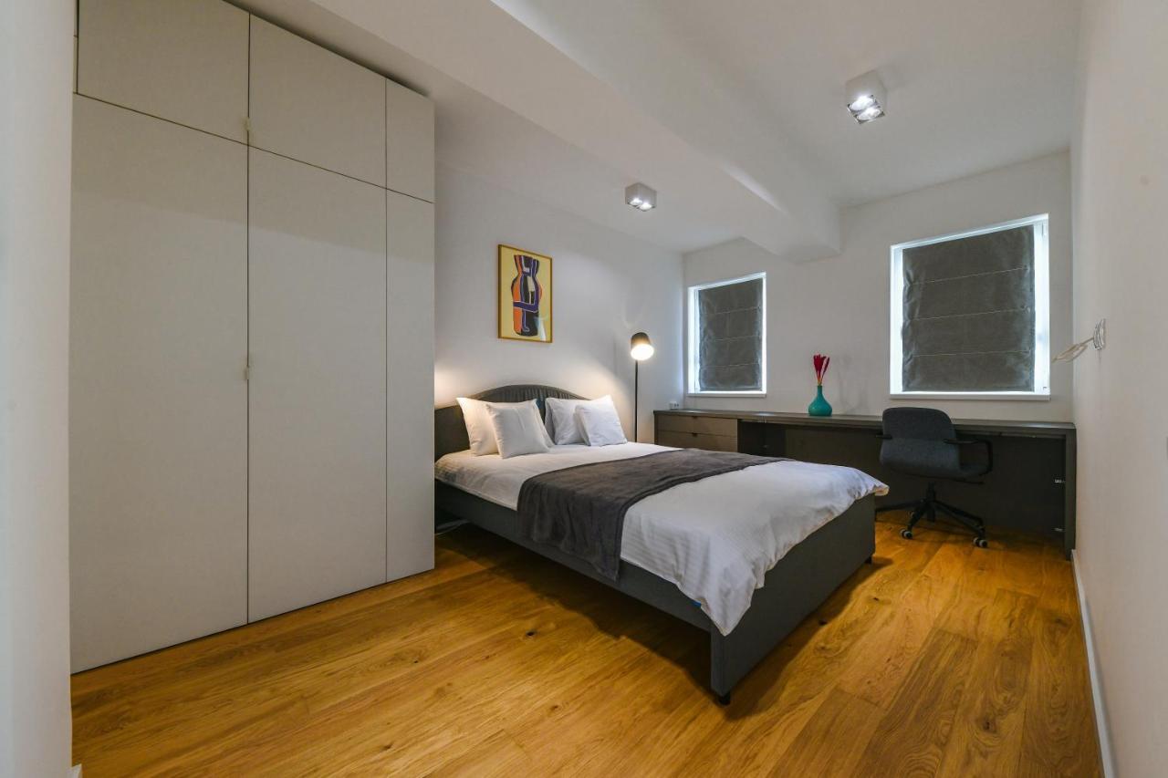 Charming 2 Bedroom Apartment Kaloşvar Dış mekan fotoğraf