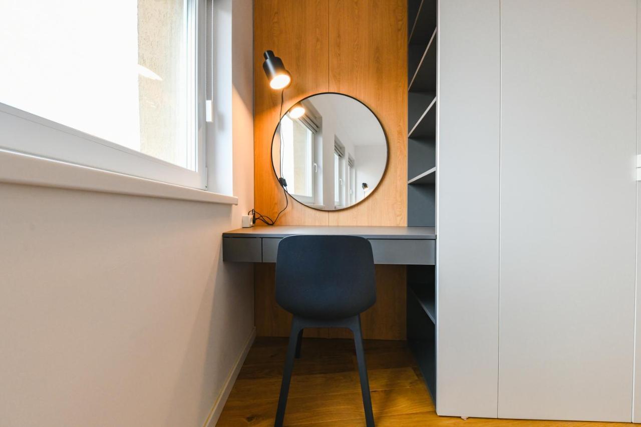 Charming 2 Bedroom Apartment Kaloşvar Dış mekan fotoğraf