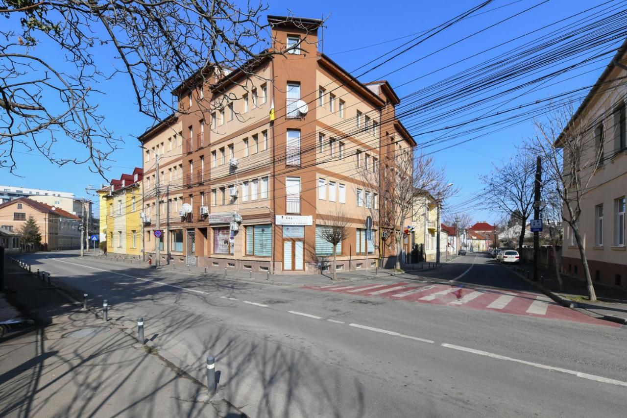 Charming 2 Bedroom Apartment Kaloşvar Dış mekan fotoğraf